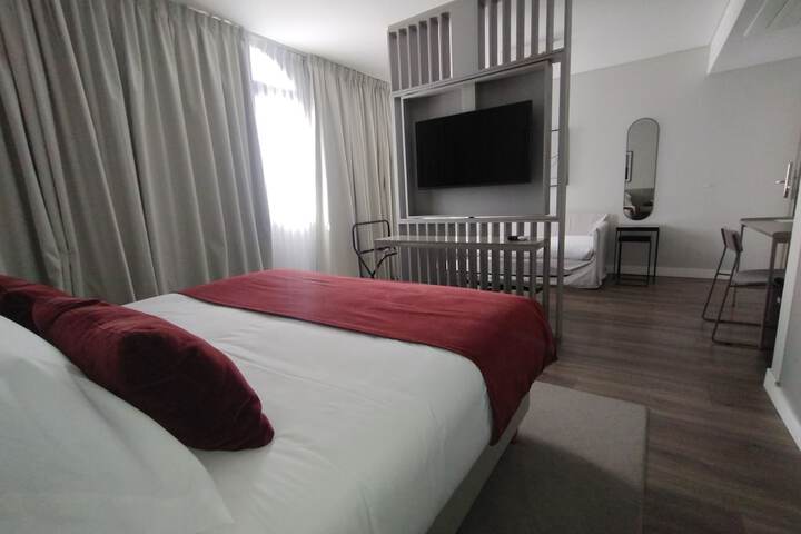 Room 45 of 99