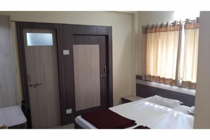 Room 17 of 54