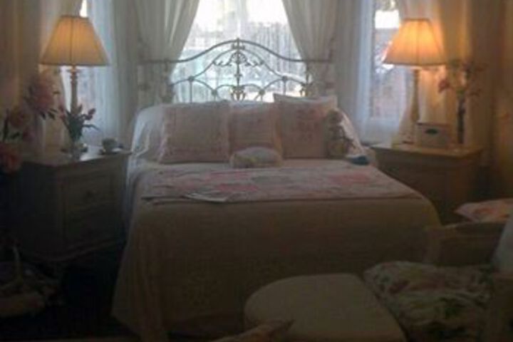 Room 6 of 14