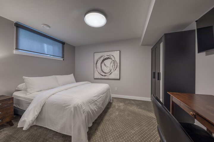 Room 9 of 65