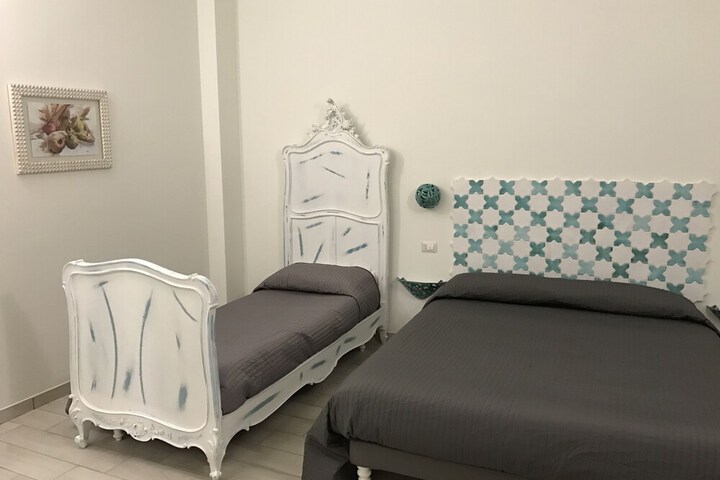 Room 3 of 26