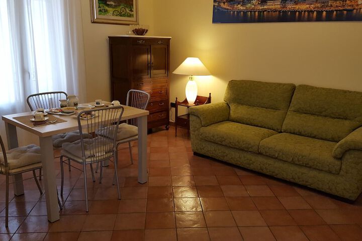 Room 16 of 34