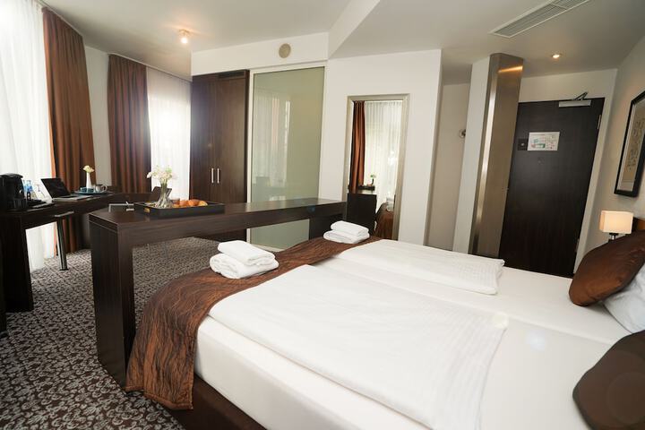 Room 14 of 55