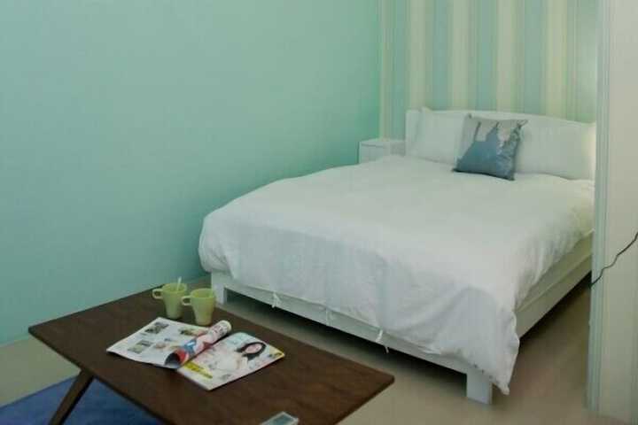 Room 4 of 31
