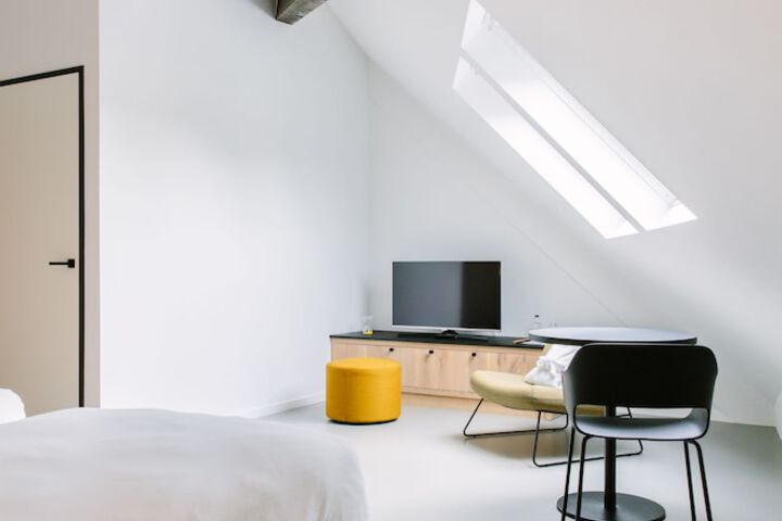 Room 12 of 54
