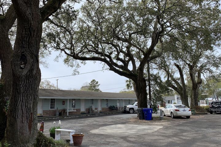 Property Grounds 94 of 107