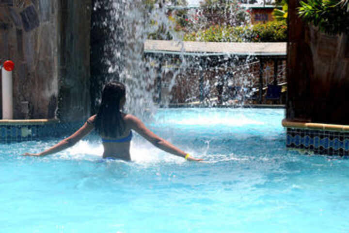 Pool 52 of 70