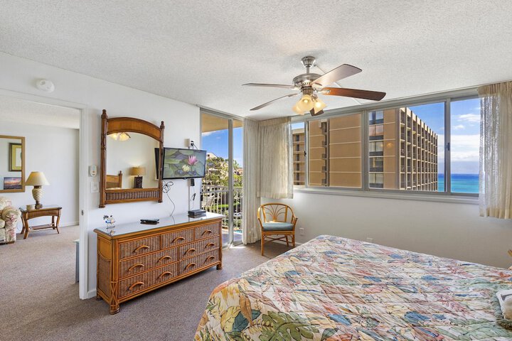 Room 49 of 484