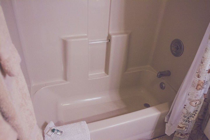Room 84 of 137