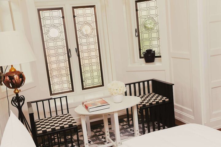 Room 46 of 100