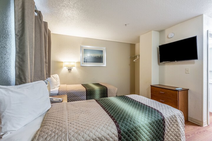 Studio 2 Double Beds (5 of 5)