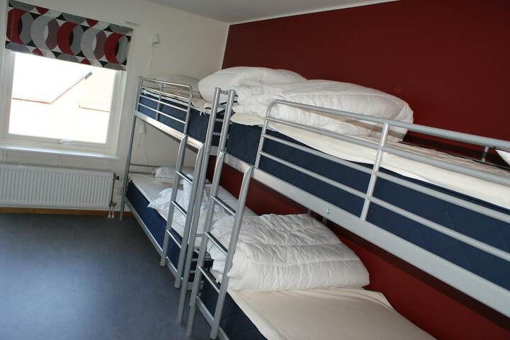 Room 11 of 45