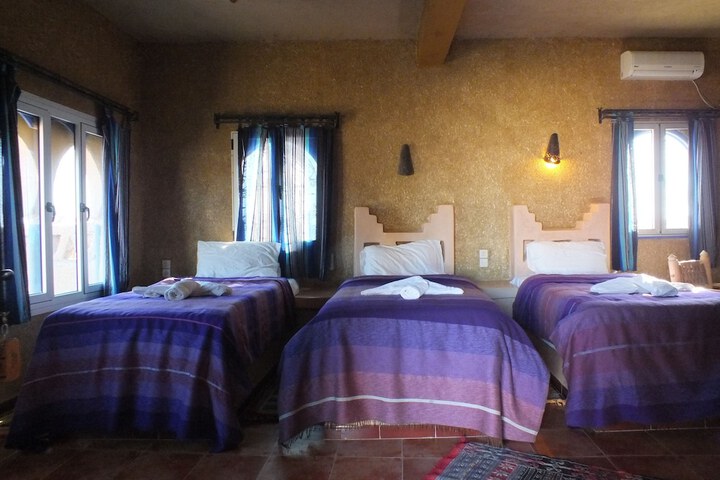 Room 6 of 68