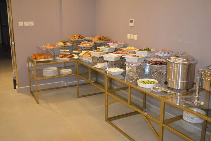 Dining 57 of 63
