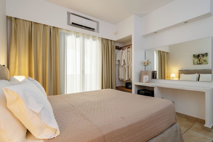Room 15 of 86