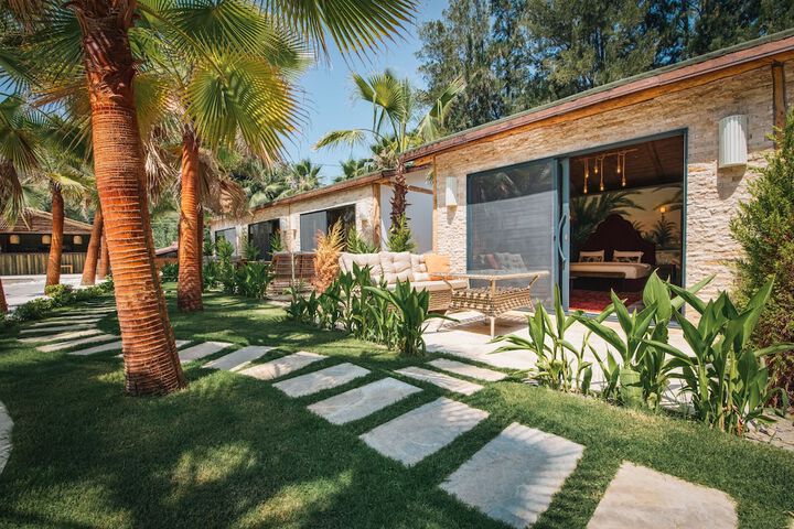 Terrace/Patio 74 of 157