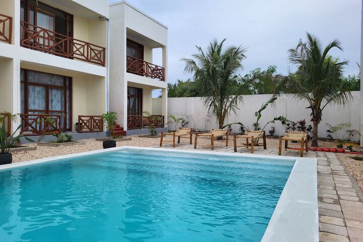 Pool 50 of 97