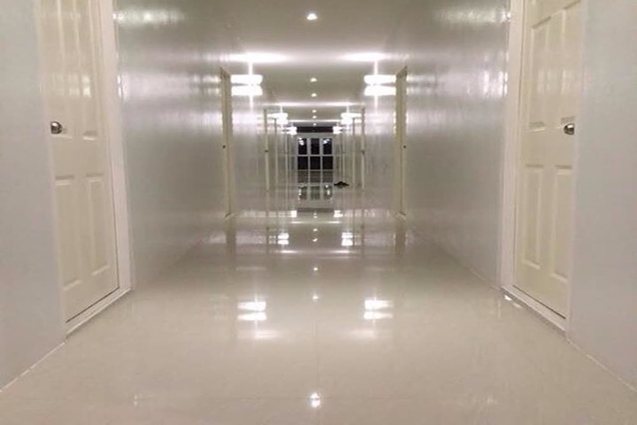 Ballroom/Hall 9 of 11