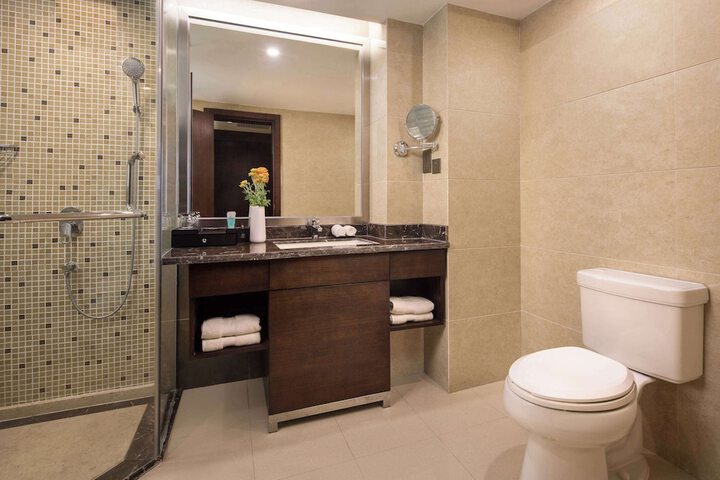 Room 16 of 29