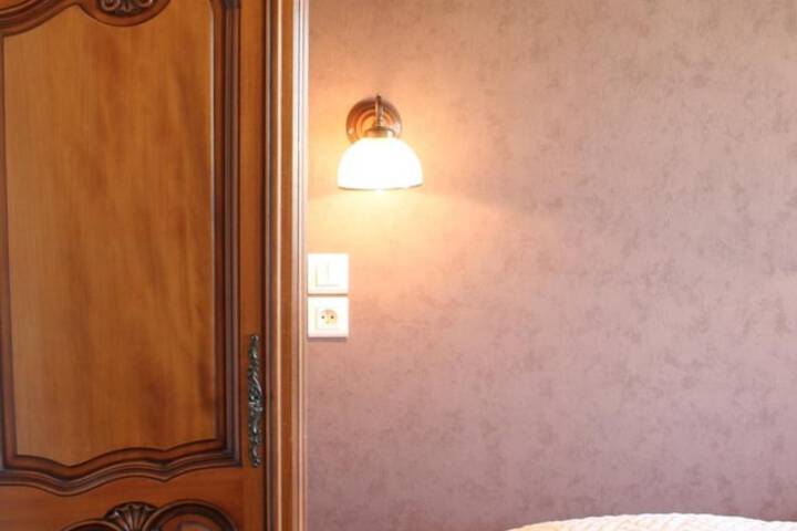 Room 13 of 44