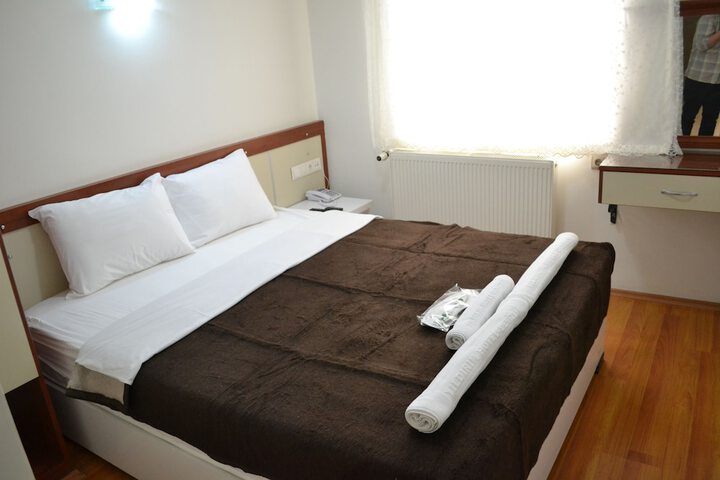 Room 26 of 63