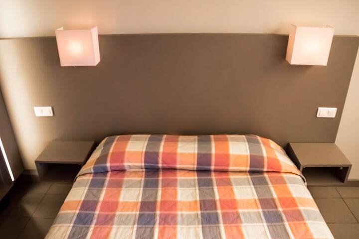 Room 6 of 56