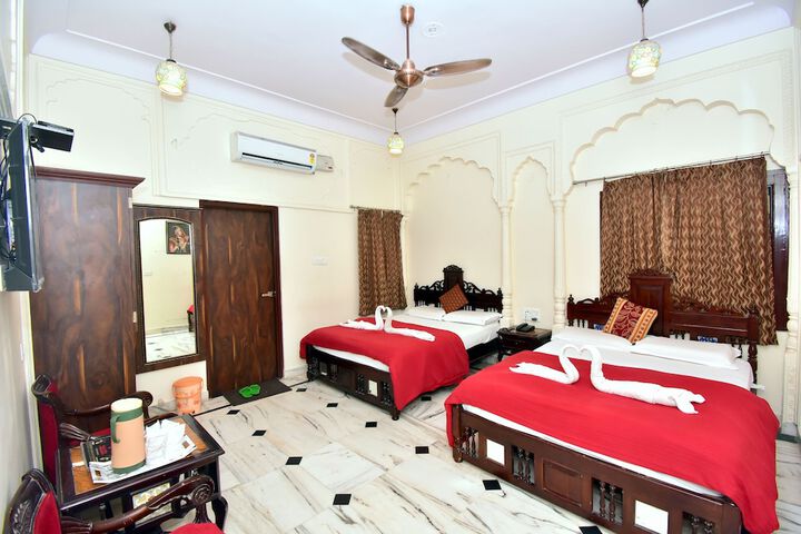 Room 50 of 113