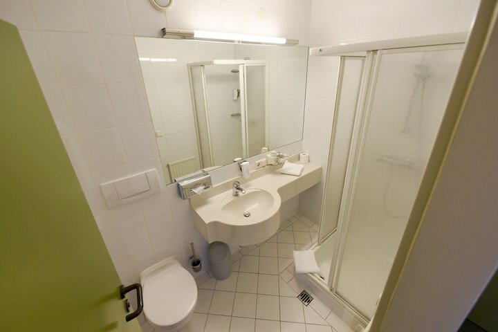 Clean Restrooms