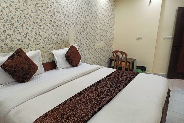 Hotel Shree Sai Dham Near New Delhi Railway Station Paharganj