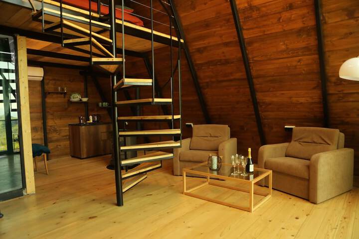 Room 4 of 21