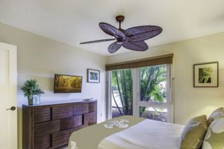 Room 10 of 21