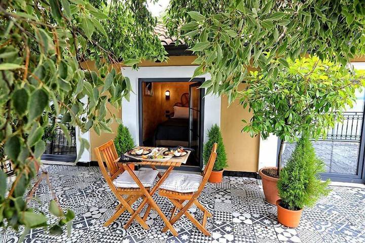 Terrace/Patio 21 of 56