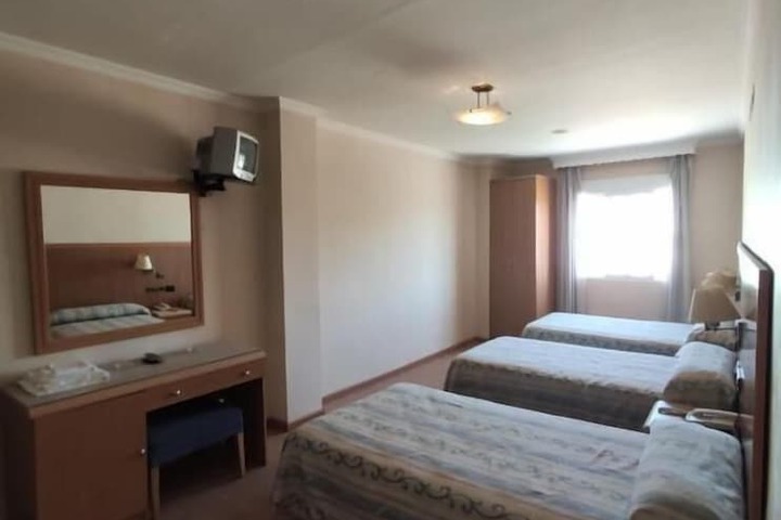 Room 2 of 19