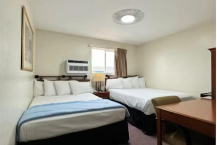 Room 6 of 11