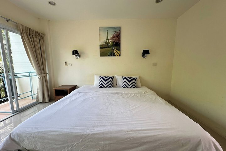 Room 7 of 26