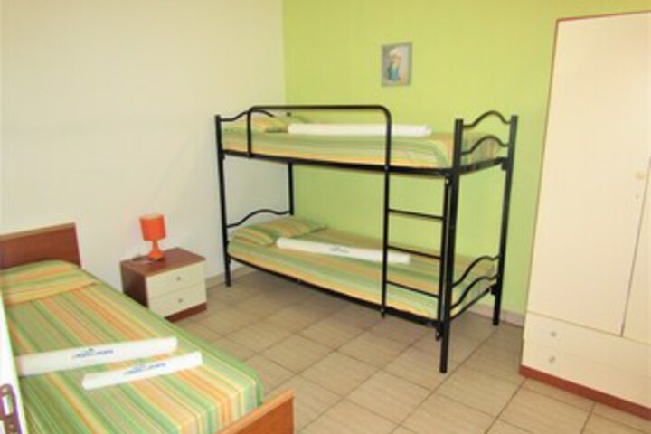 Room 41 of 52