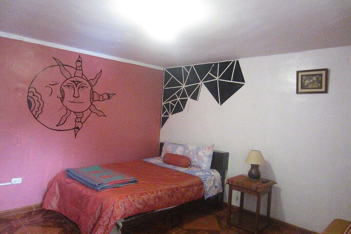 Room 11 of 28