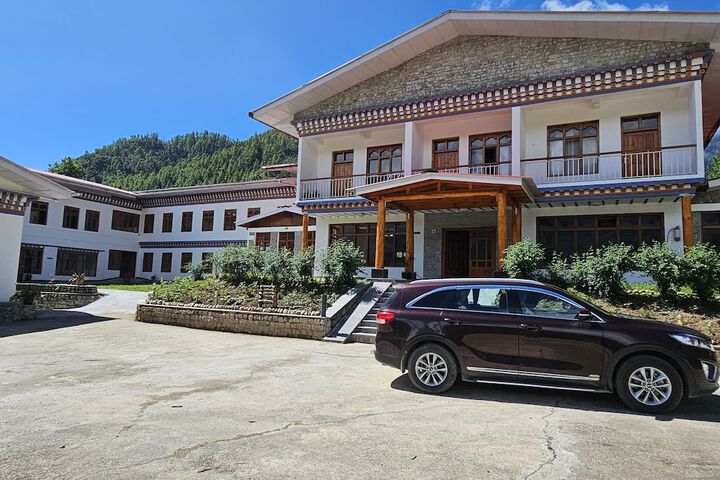 Aja Village Resort