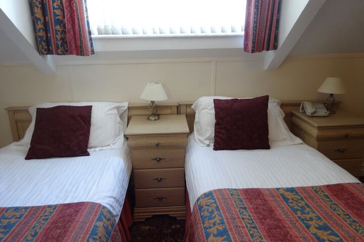 Room 21 of 65
