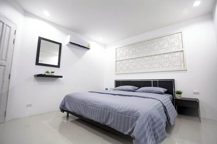 Room 9 of 59