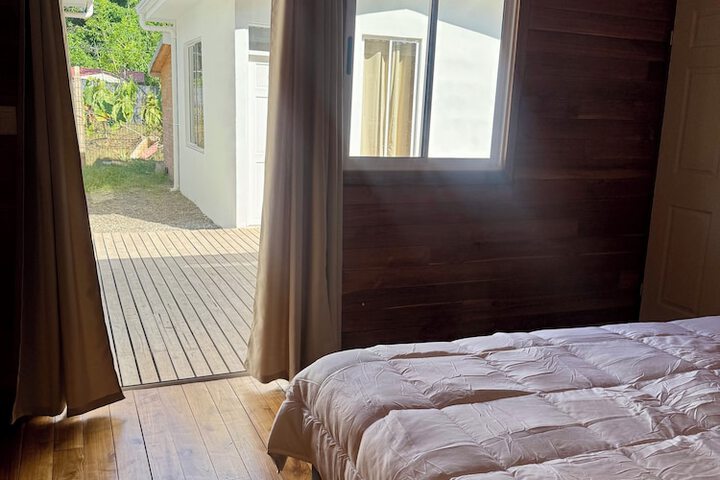 Room 3 of 35