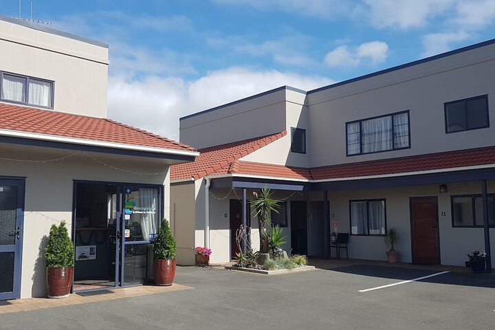 Image of Palm Court Motel