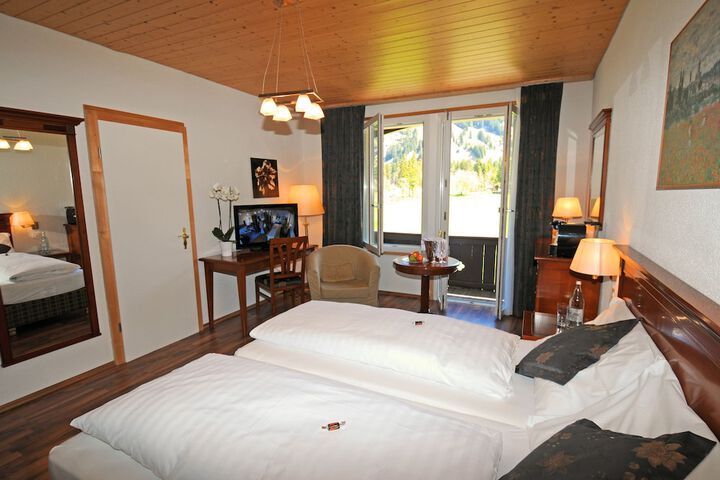 Room 20 of 140