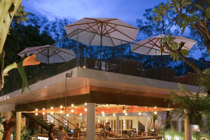 Breakfast/Coffee Service 66 of 85