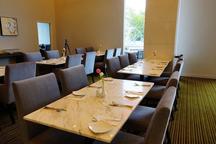 Dining 86 of 148