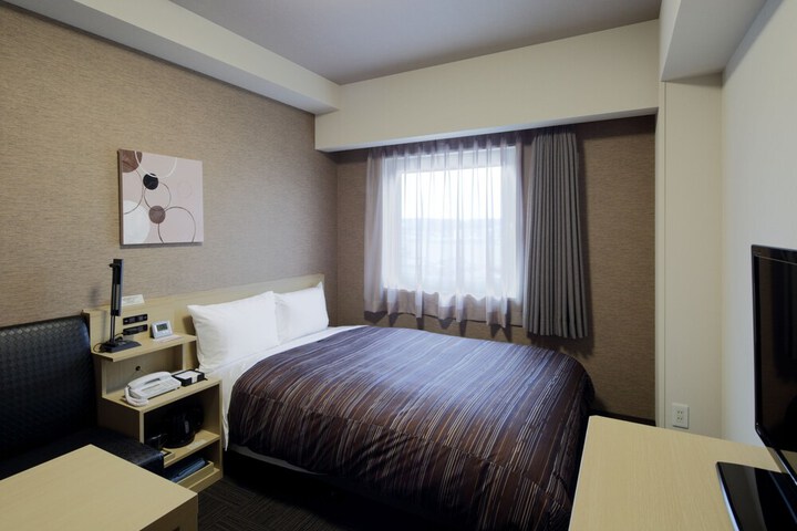 Room 7 of 30