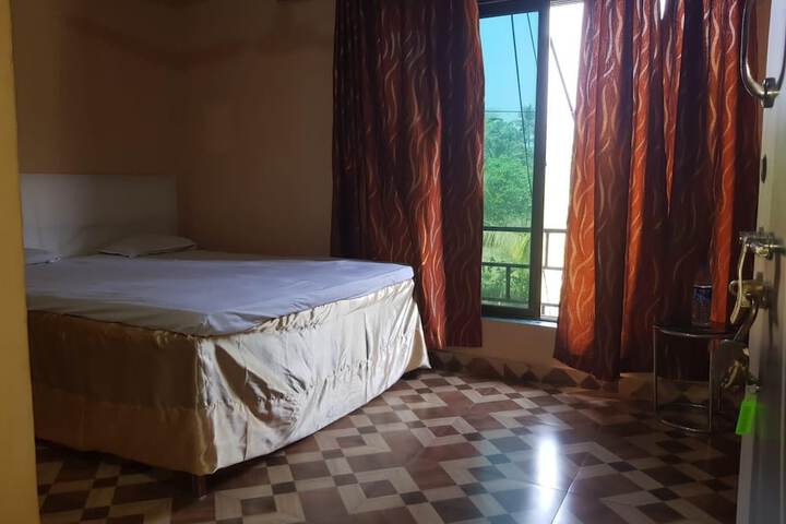 Room 14 of 47