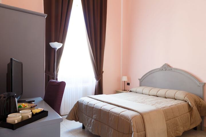 Room 7 of 46