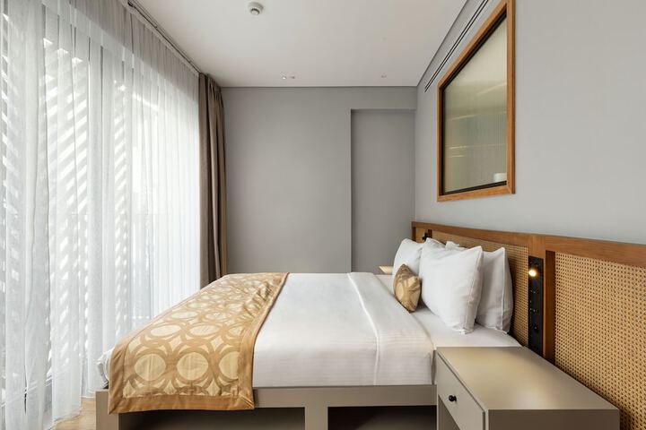Room 11 of 41