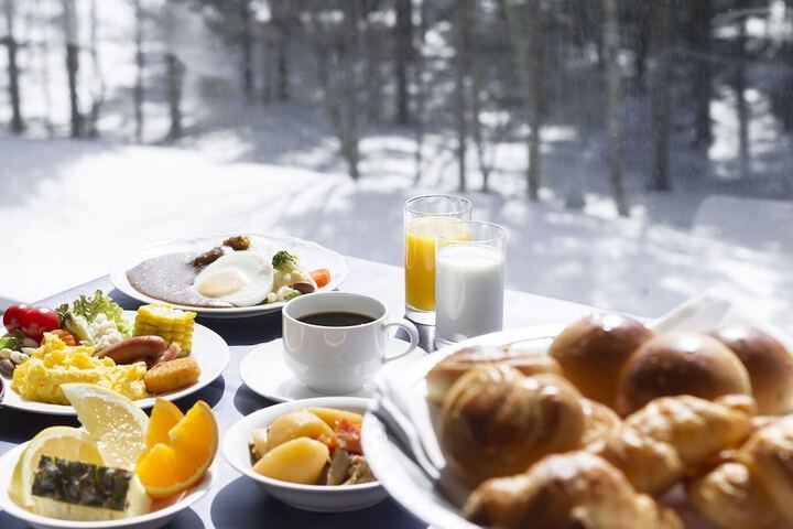 Breakfast/Coffee Service 21 of 24